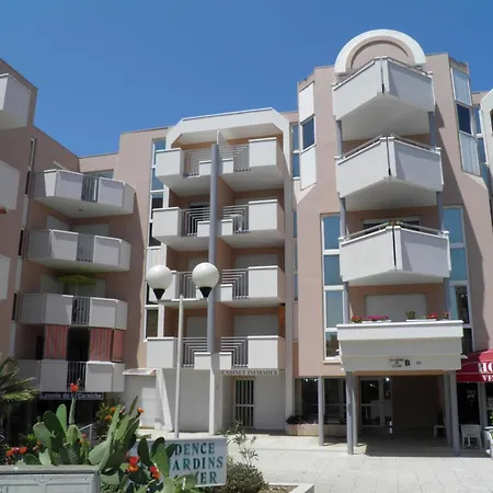A Proche Plage, Animaux Admis, Parking - Fr-1-338-95 Apartment *