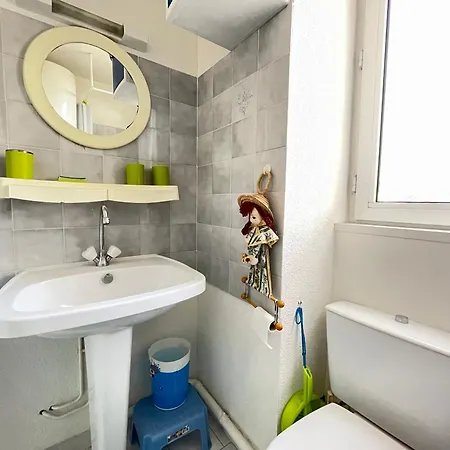 A Proche Plage, Animaux Admis, Parking - Fr-1-338-95